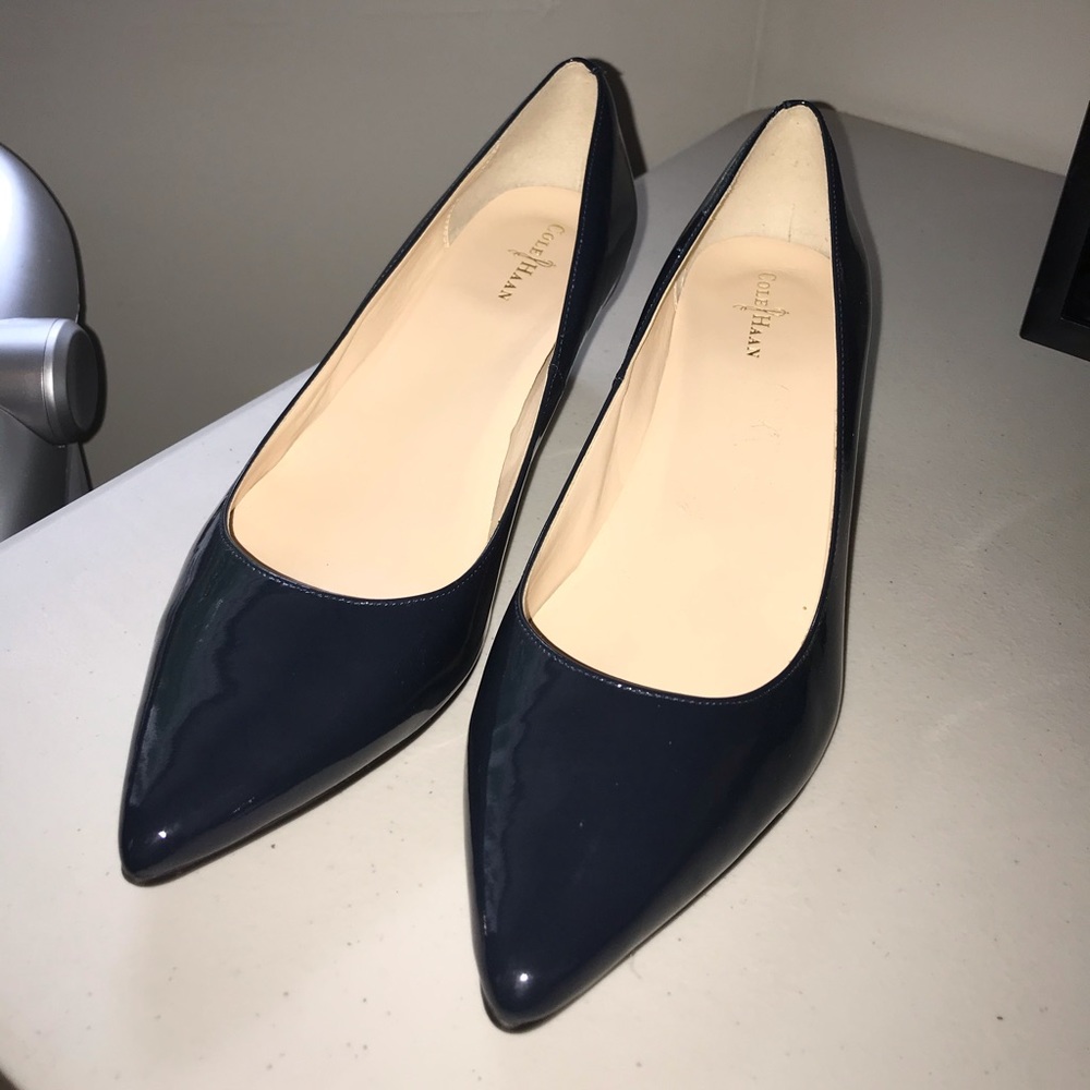 Cole Haan Kitten Heels Navy Size 9